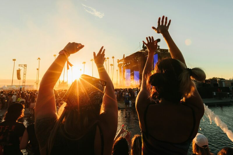ライブ会場の夕日