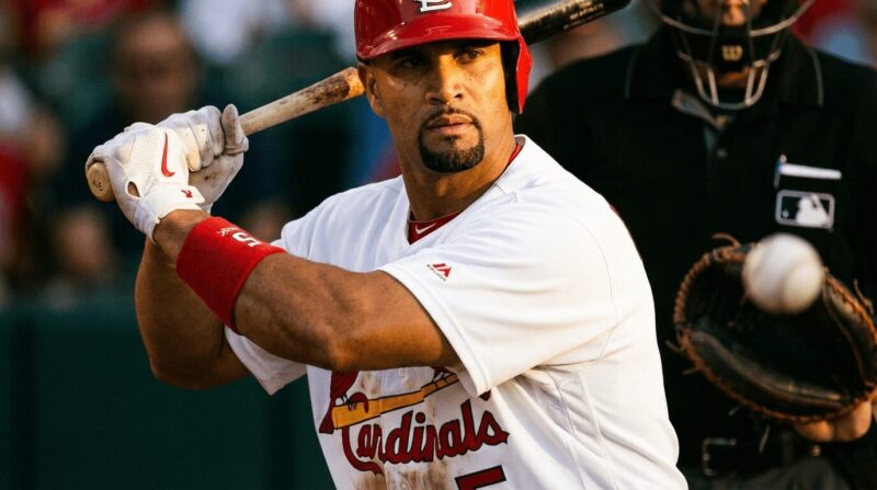 四球を選ぶ目のイメージ画像