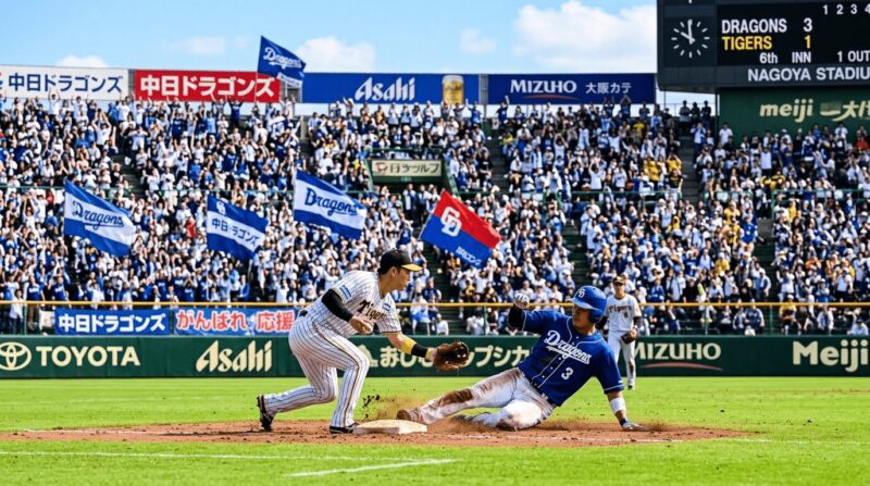 中日ドラゴンズの選手がベースにスライディングしている画像
